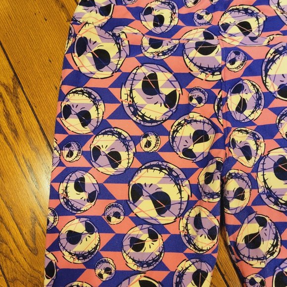 LuLaRoe Nightmare Before Christmas Jack Skellington Leggings - Picture 4 of 7